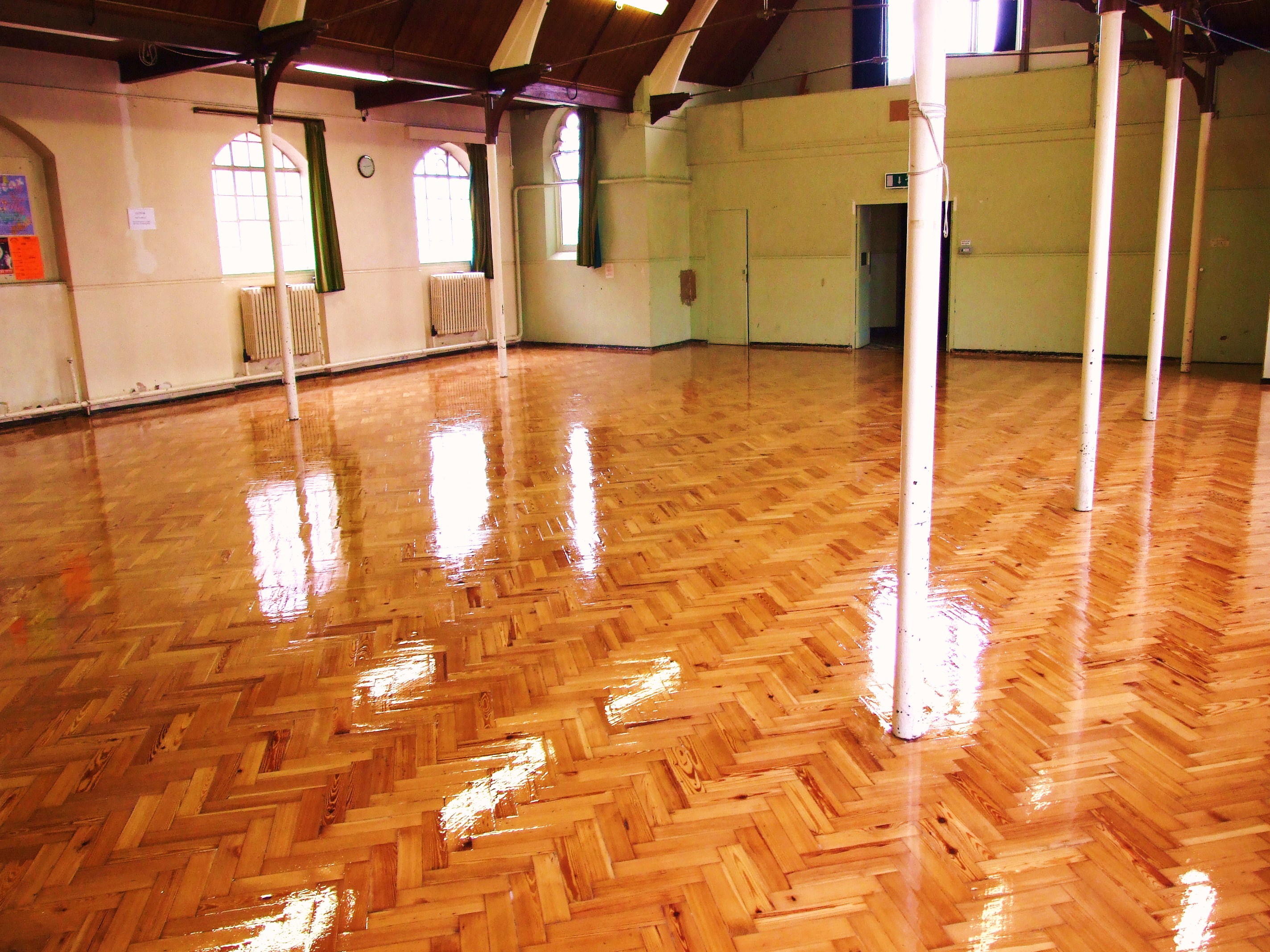 Pitch_Pine_Herringbone_Floor